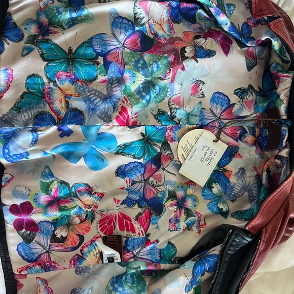 Benheart Sonia Leather Jacket - Picture 5 of 8